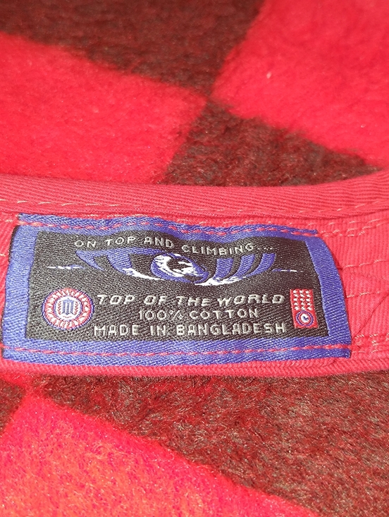 Top Of The World Wisconsin Badgers Embroidered Red Strap-on Visor OS